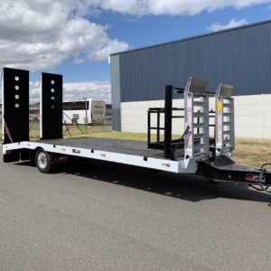 Single Axle Trailer With Auger Rack And Aluminium Loading Ramps