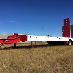 Heavy Duty Trailer With Out Riggers And 3m Long Ramps