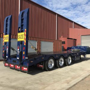 Heavy Duty Tri Axle With Custom Excavator Bucket Rack