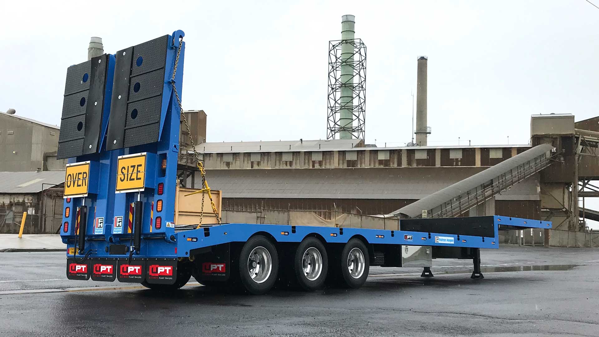 Drop deck heavy duty trailer by Ultimate Plant Trailers in Geelong